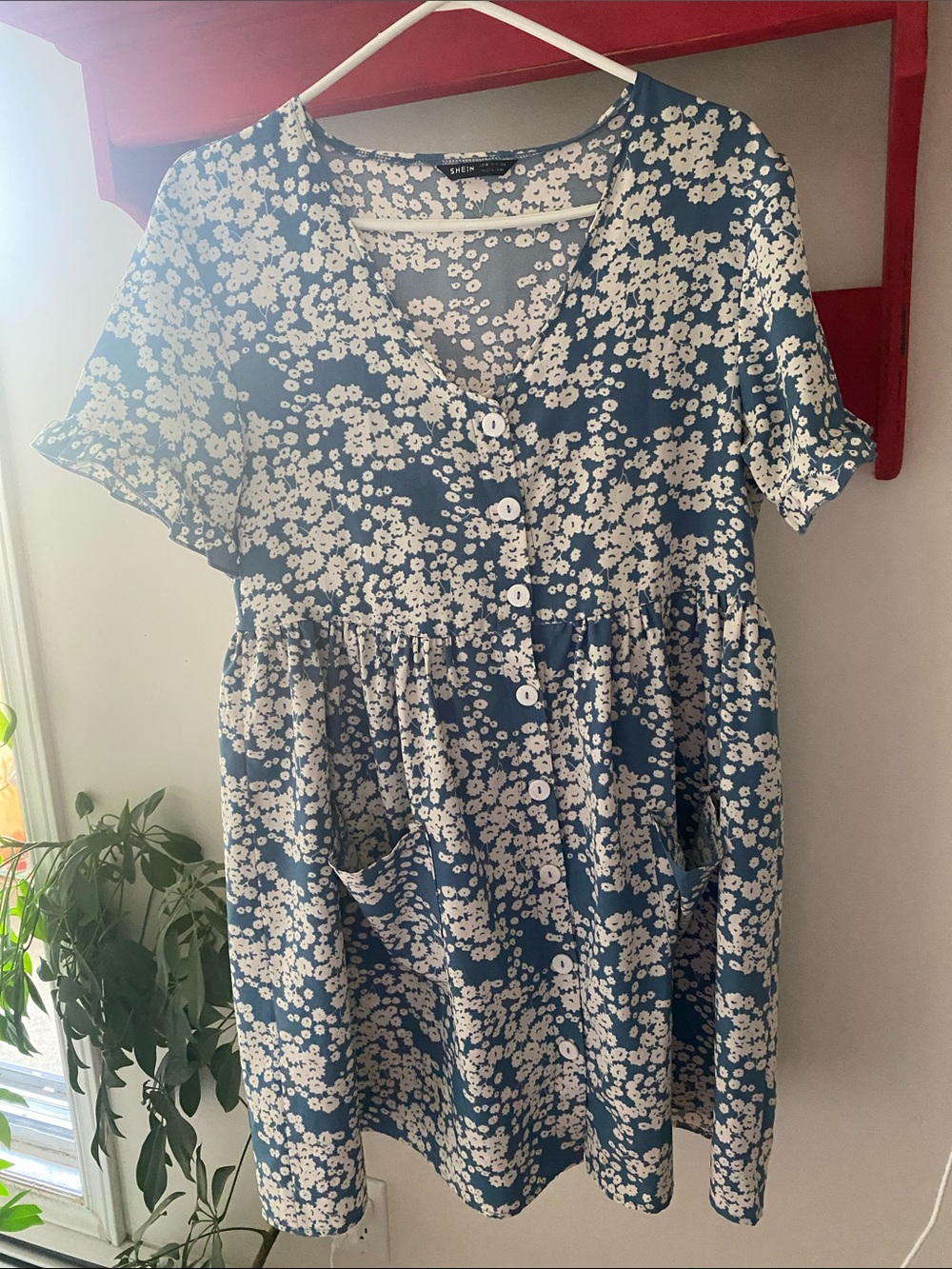 SHEIN Blue and White Floral Button-Front Dress Ladies Clothes - Picture 1 of 7